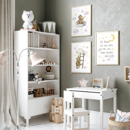 Nursery Poster Set | Teddy Reaching Stars | HIAWorkshop®